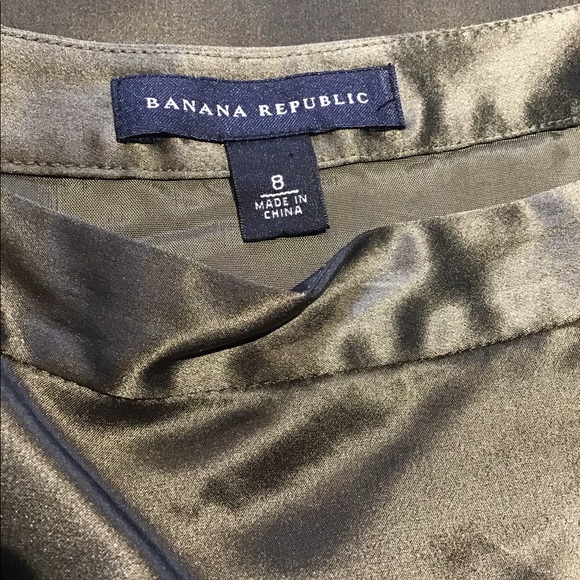 Banana Republic Silk Pleated Skirt - Women’s 8 - Picture 5 of 6